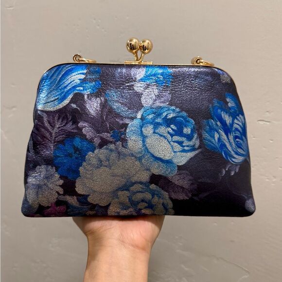 Floral Print Genuine Leather Handmade Kisslock Boxy Bag, Wristlet, Crossbody - Picture 5 of 14